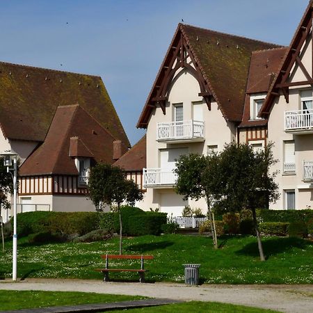 L'Esperluette - Magnifique Vue Mer Et Balcon Courseulles-sur-Mer Exteriér fotografie