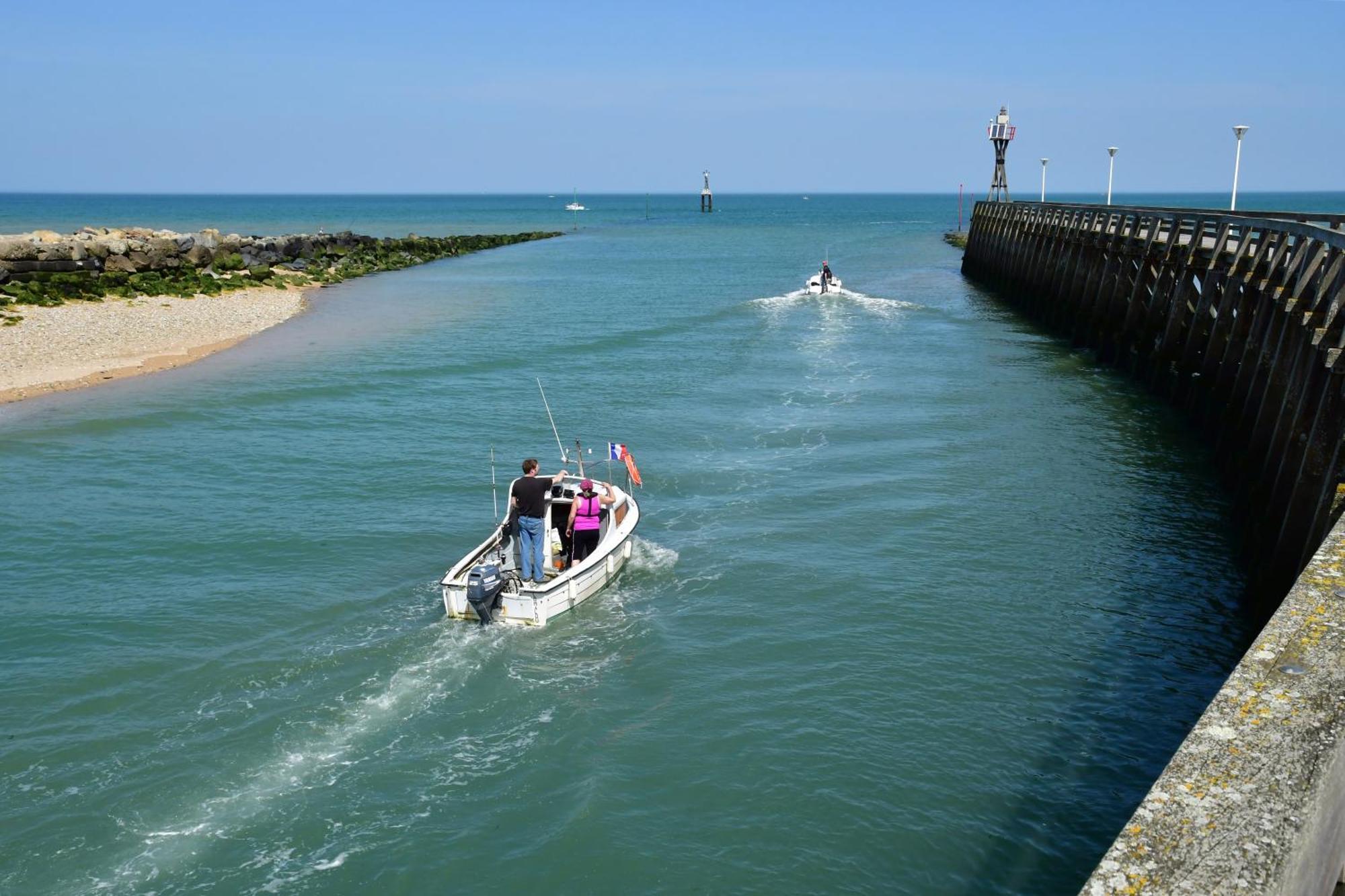 L'Esperluette - Magnifique Vue Mer Et Balcon Courseulles-sur-Mer Exteriér fotografie