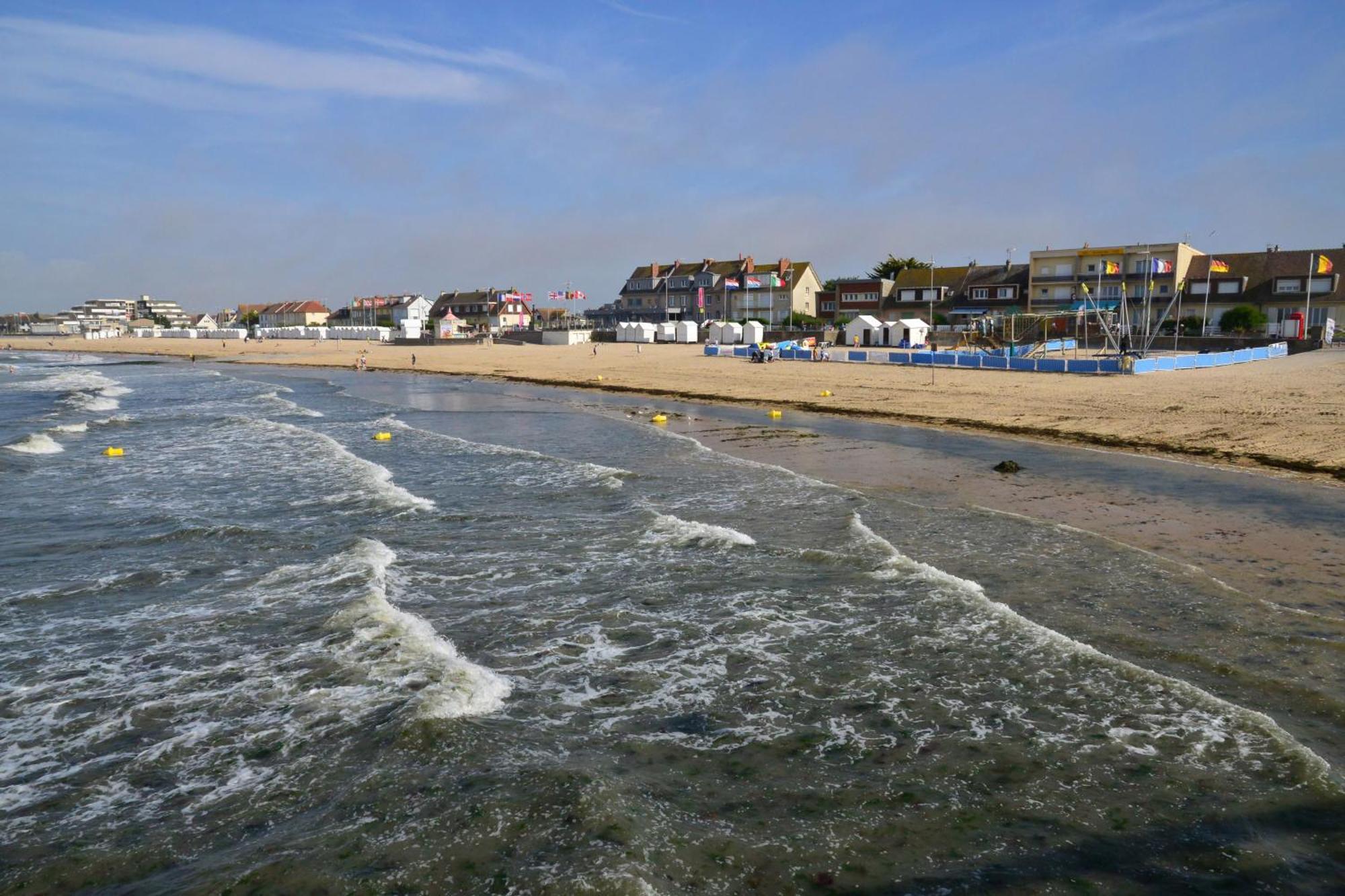 L'Esperluette - Magnifique Vue Mer Et Balcon Courseulles-sur-Mer Exteriér fotografie